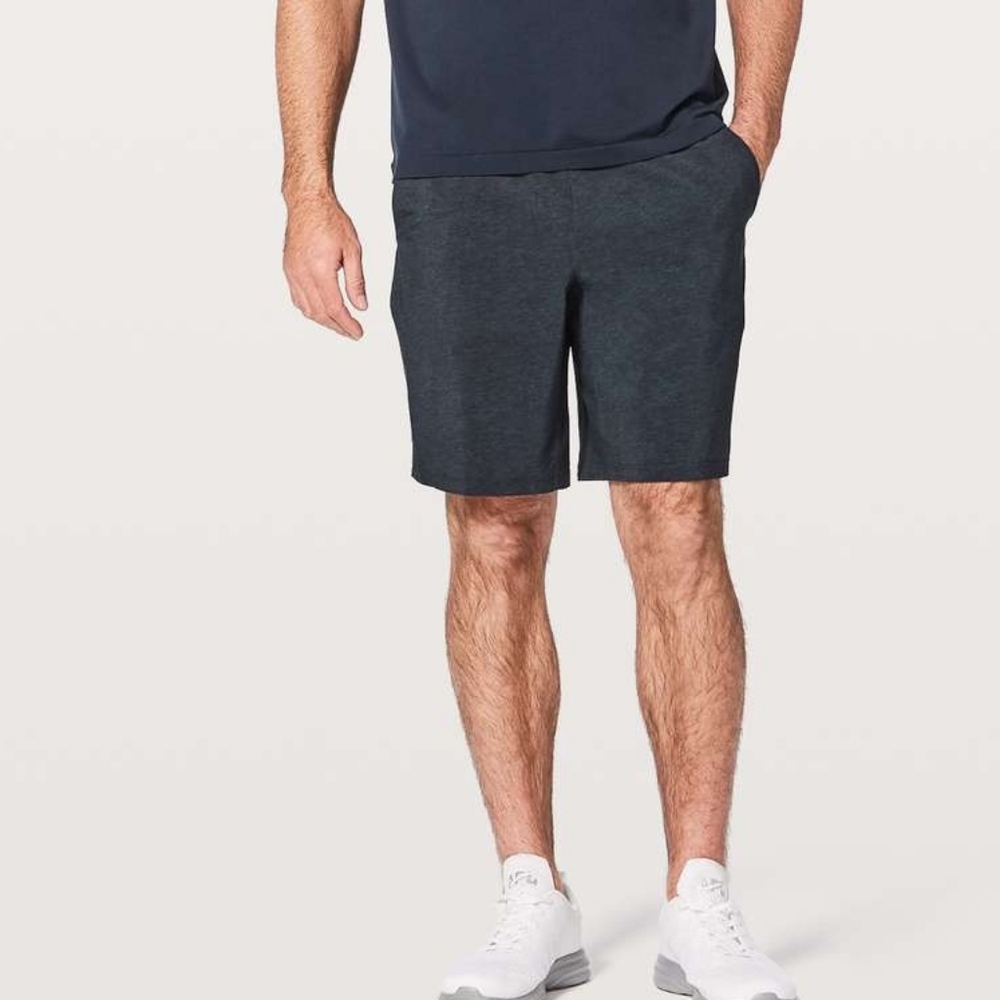 💖Lululemon Pace Breaker Lined Shorts 9". Size M
